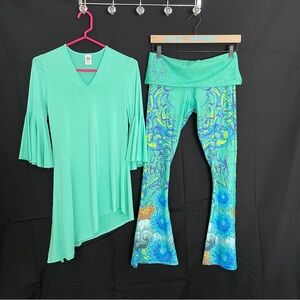Top and flare leggings size S, by SJC Sport Couture in Jupiter FL made in USA
